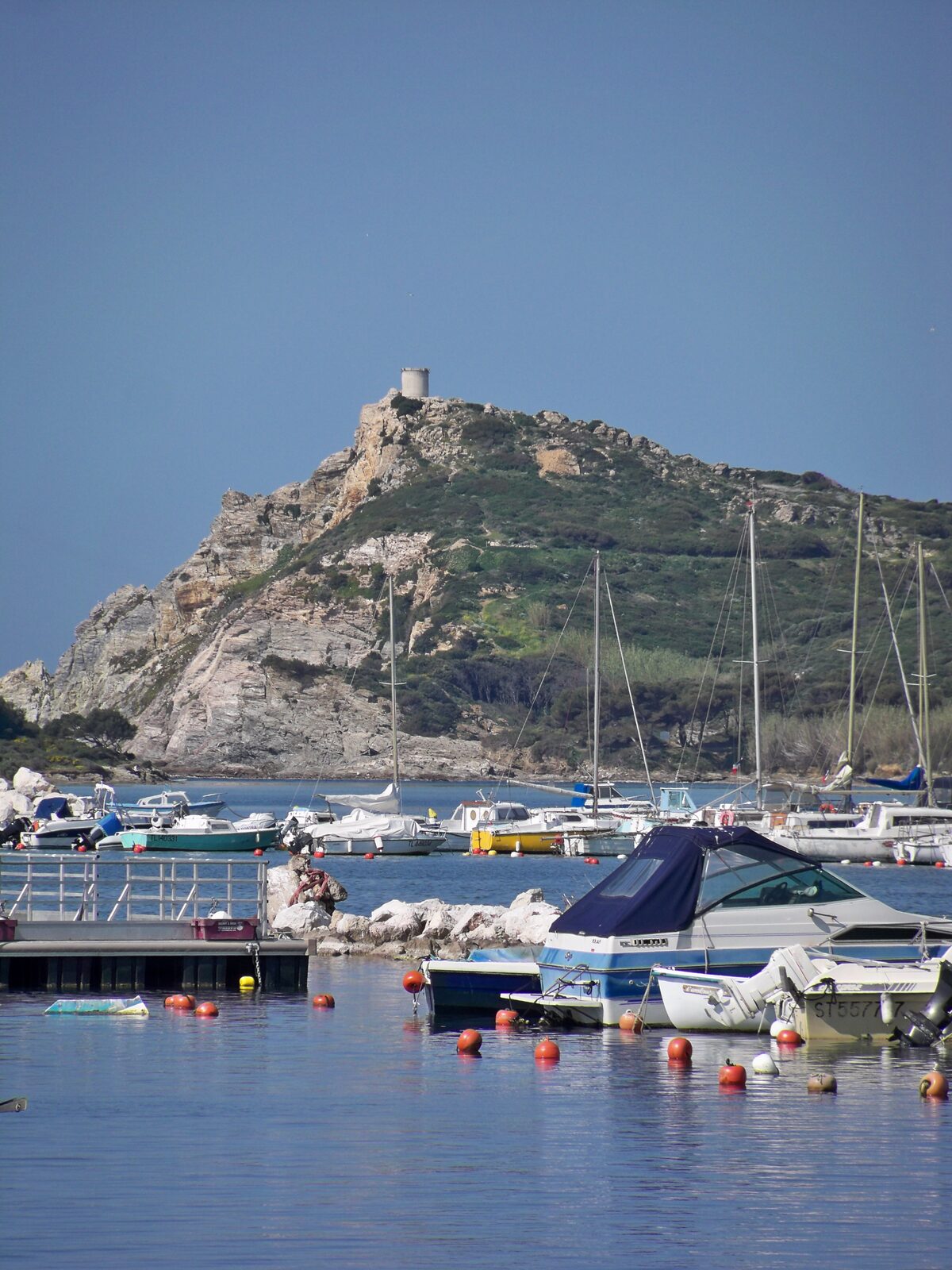 Ansicht von Ile des Embiez (Ile de la Tour Fondue, ) – Port des Embiez