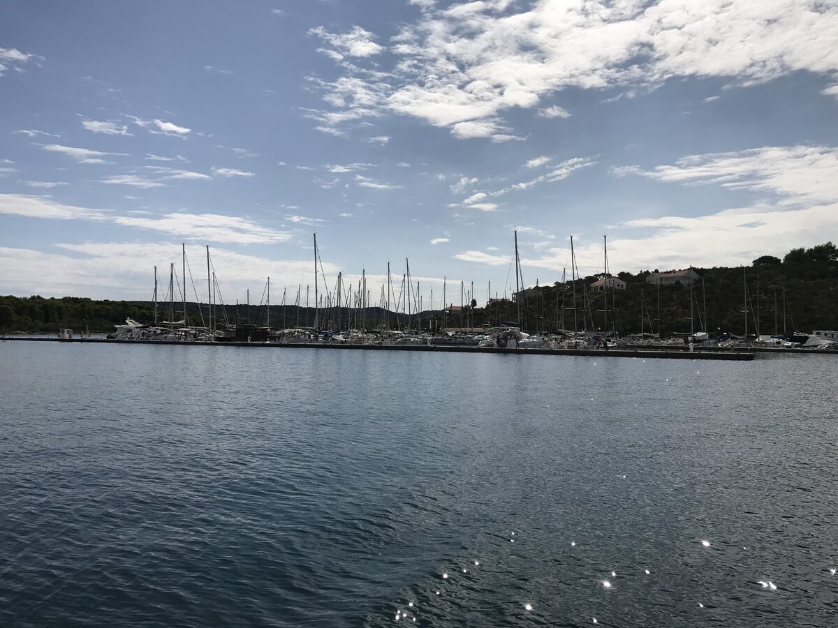 Ansicht von Veli Rat, Insel Dufi Otok – Marina Veli Rat