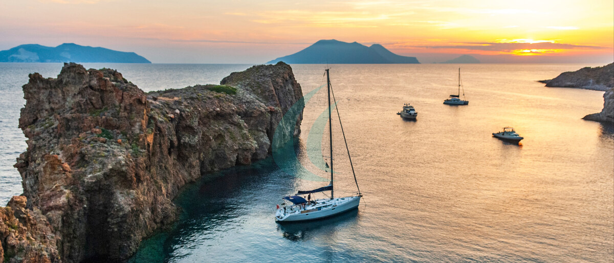 Segeln mit einem wunderschönen Tallship – der SV Florette, eine Woche rund um die Liparischen Inseln
