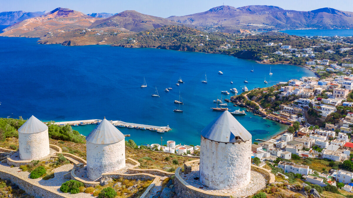 Agia Marina / Windmühlen und Kastell Panteli / Leros / Griechenland