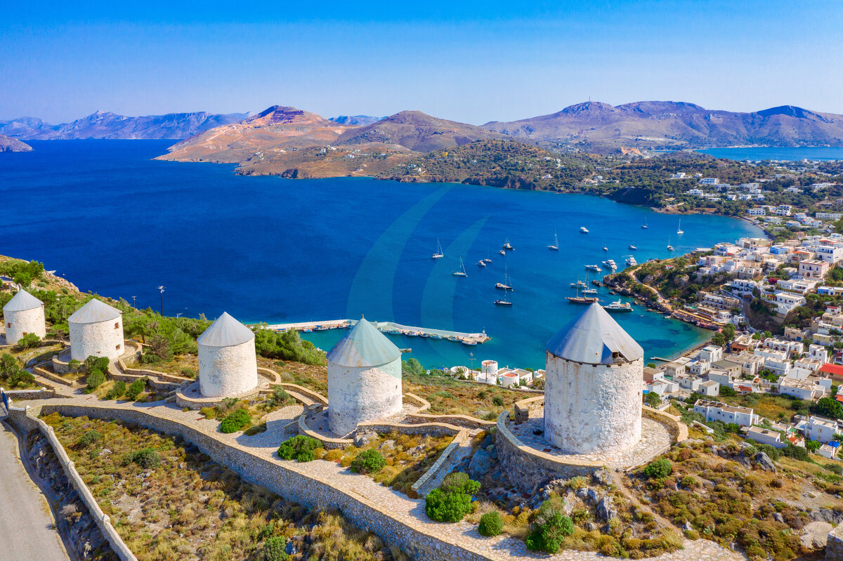 Agia Marina / Windmühlen und Kastell Panteli / Leros / Griechenland