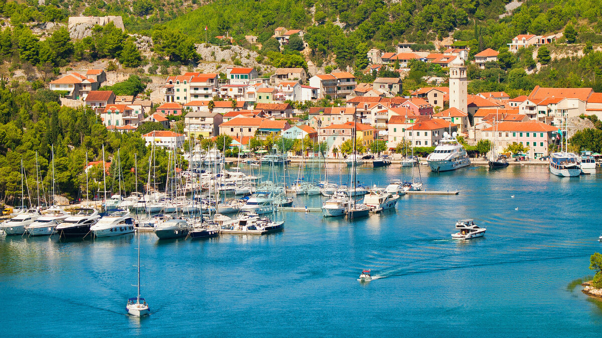 Blick auf Skradin, Kroatien