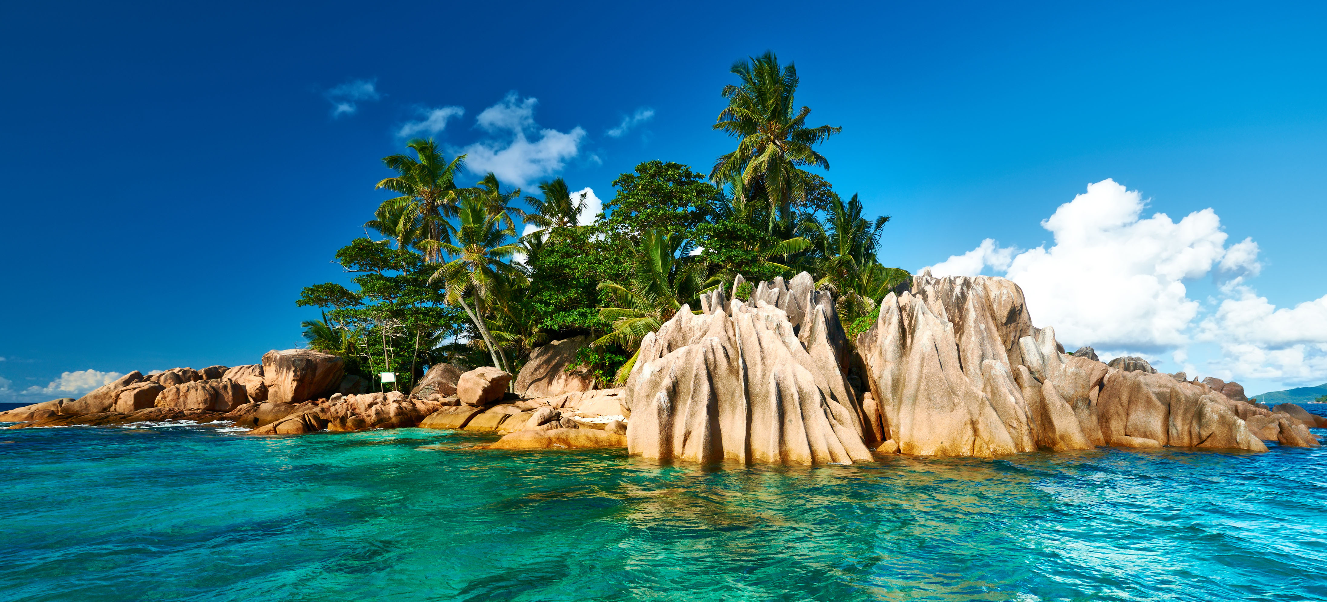 St. Pierre Island, Praslin / Seychellen Adobe Stock - haveseen